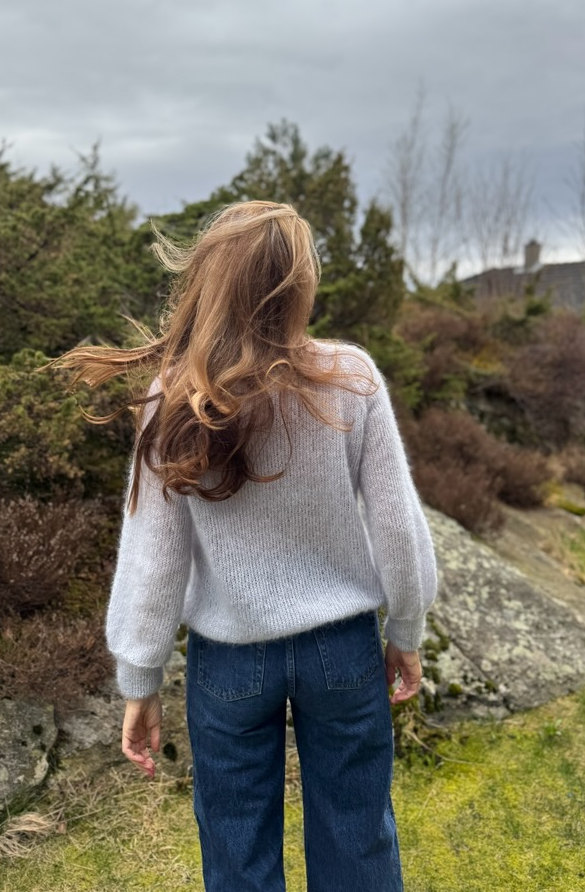 Petrolia genser lys blå M